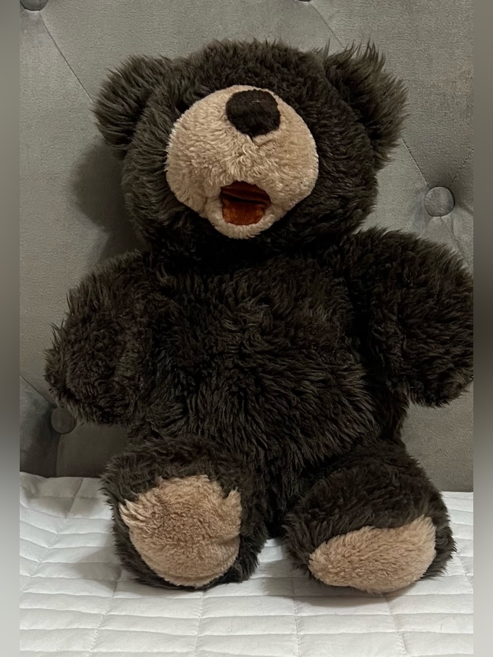 Gund 1991 Baxter Dark Brown plush bear